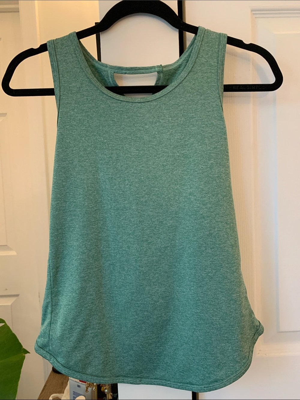 Light Teal Scoop Neck Tank Top - Women's Activewear